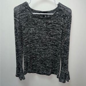 French kyss dark gray marl long sleeve top w/ bell sleeves size S